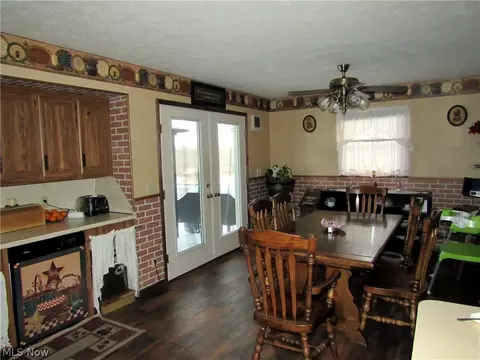 9062 Horn Rd, Windham, OH 44288 photo 3