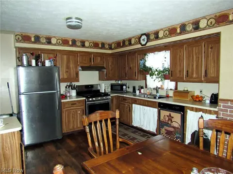 9062 Horn Rd, Windham, OH 44288 photo 2