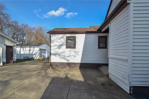 414 Creed St, Struthers, OH 44471 photo 26