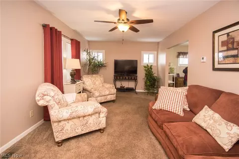 2322 11th St NW, Canton, OH 44708 photo 4