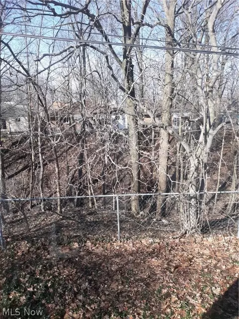 1838 E 223rd St, Euclid, OH 44117 photo 8