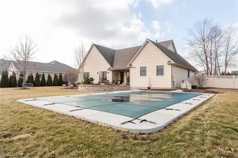 1025 Eagle Ridge Dr, Huron, OH 44839 photo 25