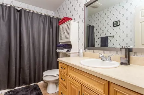 1025 Eagle Ridge Dr, Huron, OH 44839 photo 15