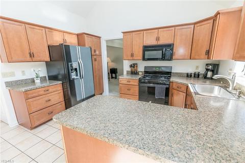 4804 Maple Leaf Ln, Independence, OH 44131 photo 10