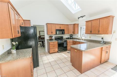4804 Maple Leaf Ln, Independence, OH 44131 photo 9