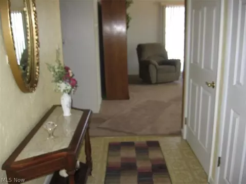 28781 Clark Dr, Wickliffe, OH 44092 photo 16