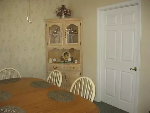 28781 Clark Dr, Wickliffe, OH 44092 photo 6
