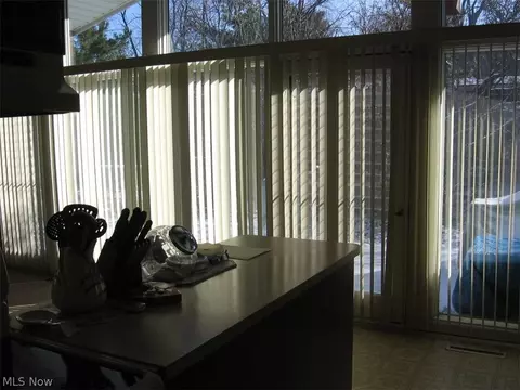 28781 Clark Dr, Wickliffe, OH 44092 photo 12