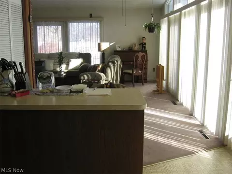28781 Clark Dr, Wickliffe, OH 44092 photo 8