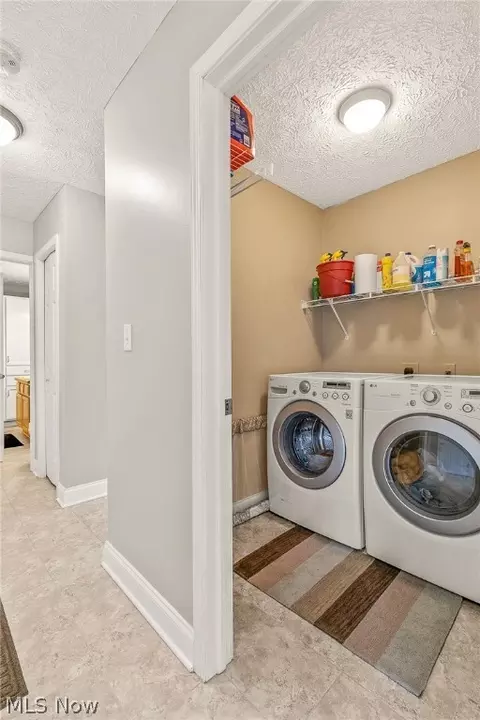 6033 Collins Rd, Mentor, OH 44060 photo 19