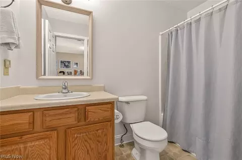 6033 Collins Rd, Mentor, OH 44060 photo 26