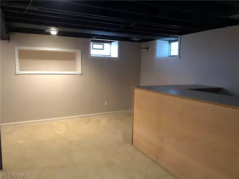 116 Wayne Ave, Akron, OH 44301 photo 4