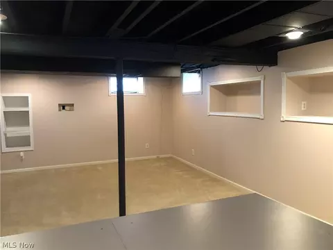 116 Wayne Ave, Akron, OH 44301 photo 6
