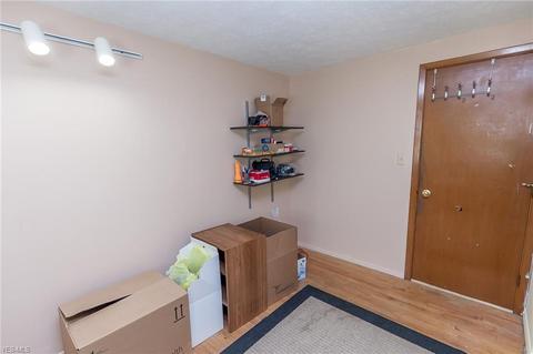 10880 Baron Dr, Parma, OH 44130 photo 22