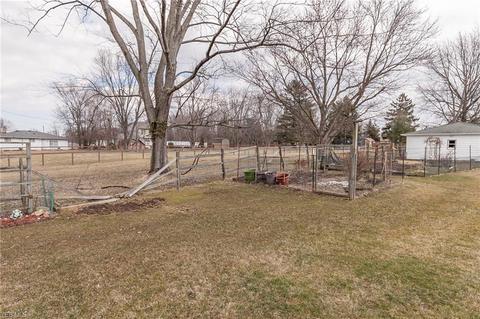 10880 Baron Dr, Parma, OH 44130 photo 33