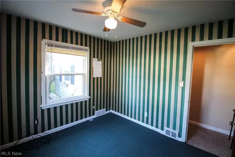 1966 Parkgate Ave, Akron, OH 44320 photo 18