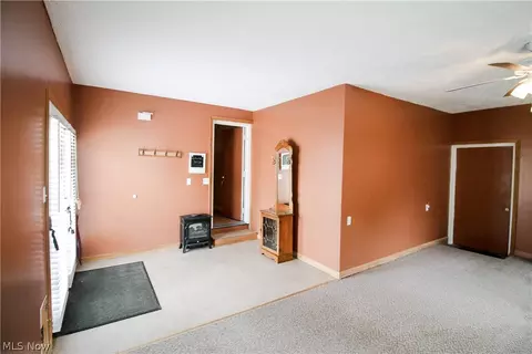 1966 Parkgate Ave, Akron, OH 44320 photo 9