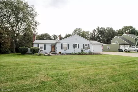 1966 Parkgate Ave, Akron, OH 44320 photo 32