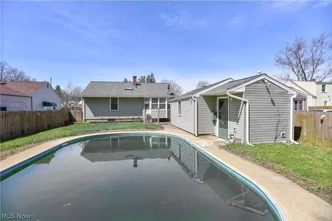 4041 Risher Rd, Youngstown, OH 44511 photo 19