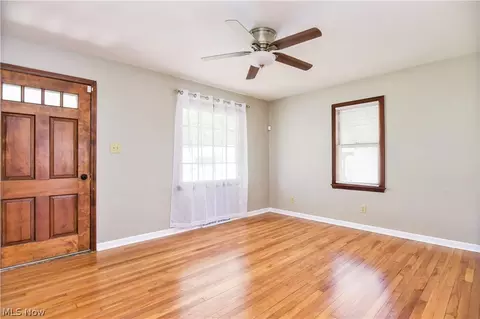 4041 Risher Rd, Youngstown, OH 44511 photo 7