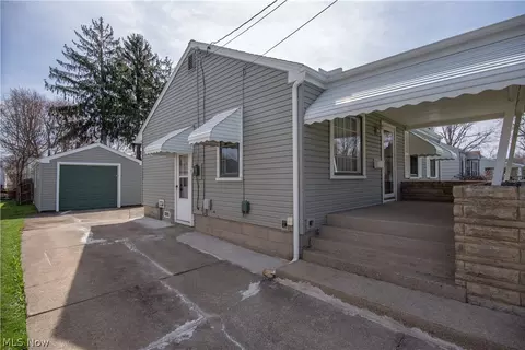 4041 Risher Rd, Youngstown, OH 44511 photo 17
