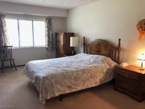 913 Kirkwall Dr, Copley, OH 44321 photo 13