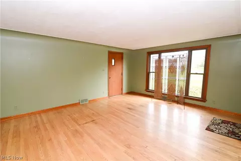 70 Neff Dr, Canfield, OH 44406 photo 8
