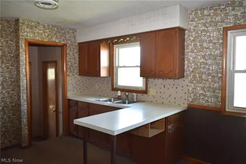 1056 Baseline Rd E, Shiloh, OH 44878 photo 5