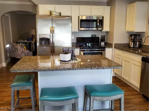 312 Baker St, Berea, OH 44017 photo 7