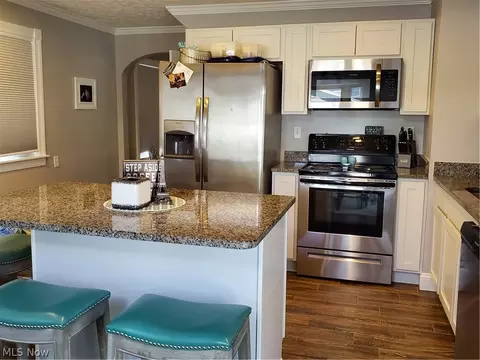 312 Baker St, Berea, OH 44017 photo 9