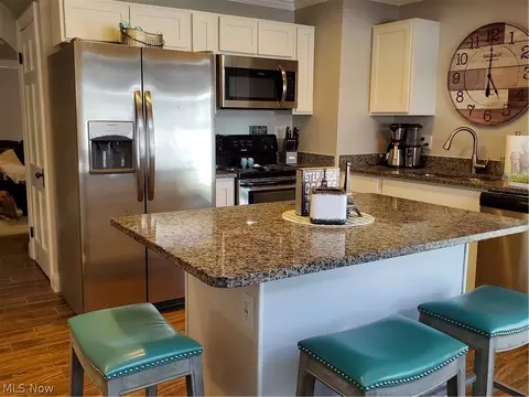 312 Baker St, Berea, OH 44017 photo 8
