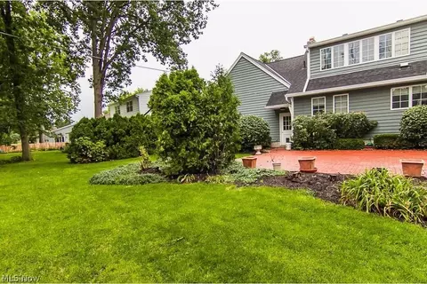 333 Hamilton Cir, Elyria, OH 44035 photo 6