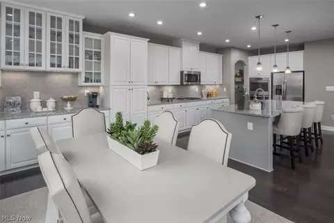 2421 Pendleton Ct, Avon, OH 44011 photo 7