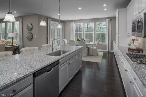 2421 Pendleton Ct, Avon, OH 44011 photo 8