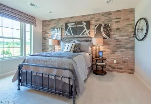 2421 Pendleton Ct, Avon, OH 44011 photo 12