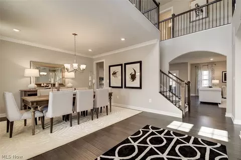2351 Pendleton Ct, Avon, OH 44011 photo 2