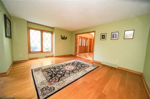 8265 Eagle Ridge Dr, Concord, OH 44077 photo 13