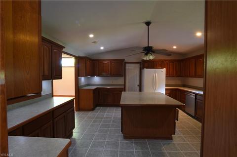 4865 Case Rd, Avon, OH 44011 photo 9