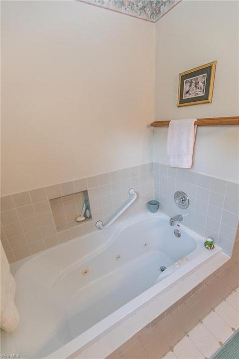7015 Hemoga St, Independence, OH 44131 photo 20