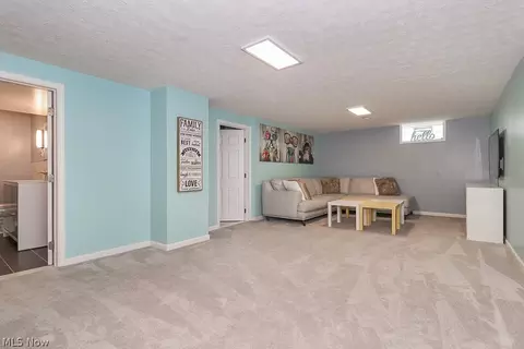 7971 Lime Ln, Parma, OH 44129 photo 23