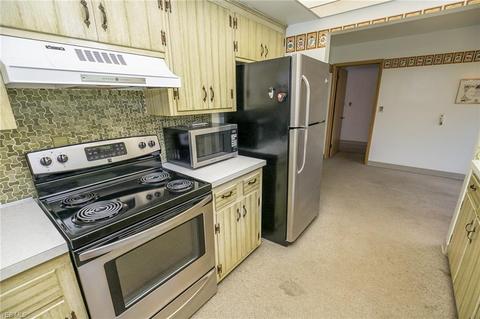 6370 Aster Dr, Independence, OH 44131 photo 12