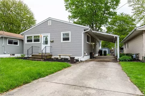 523 Case Ave, Elyria, OH 44035 photo 2