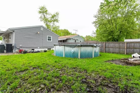 523 Case Ave, Elyria, OH 44035 photo 31