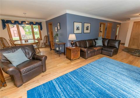7050 Greenwood St, Independence, OH 44131 photo 5