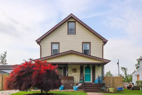 1688 E 32nd St, Lorain, OH 44055 photo 1