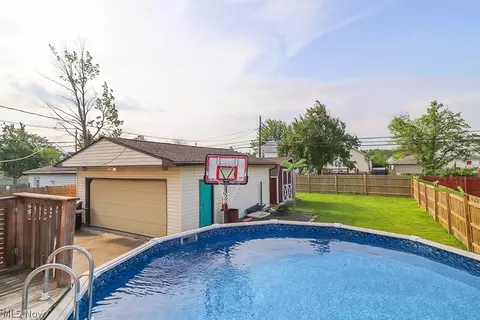 1688 E 32nd St, Lorain, OH 44055 photo 35