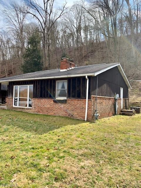 389 Muskingum River Rd, Lowell, OH 45744 photo 2
