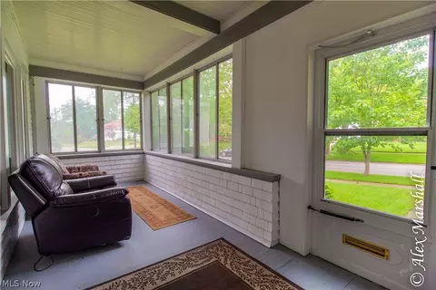2306 Walnut Blvd, Ashtabula, OH 44004 photo 2