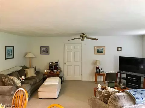 1933 Deerfield Dr, Ashtabula, OH 44004 photo 5
