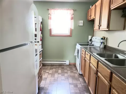 8972 Horn Rd, Windham, OH 44288 photo 6